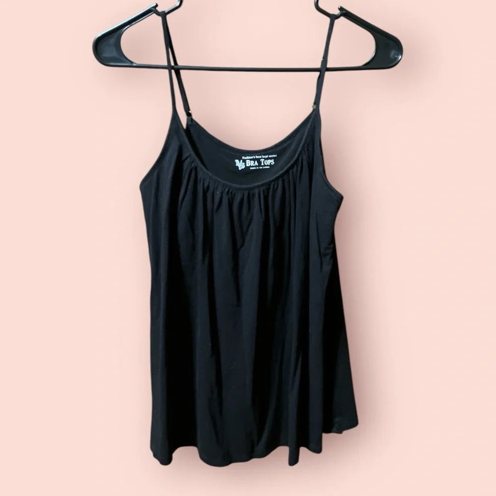 🛍️$2 ITEM WHEN BUNDLED| VICTORIA SECRET Vintage Padded Tanktop